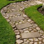 Easy and Cheap Garden Path Ideas