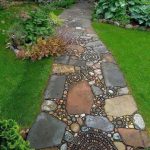 Easy and Cheap Garden Path Ideas