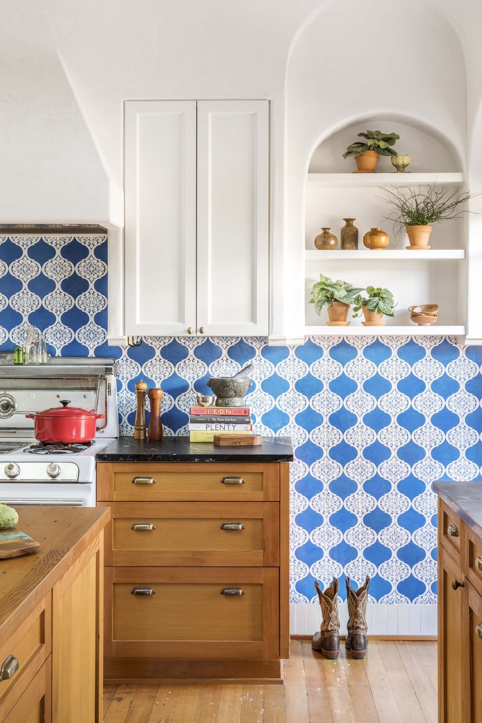 30+ Unique Kitchen Backsplash Ideas: Add a Creative Twist ...