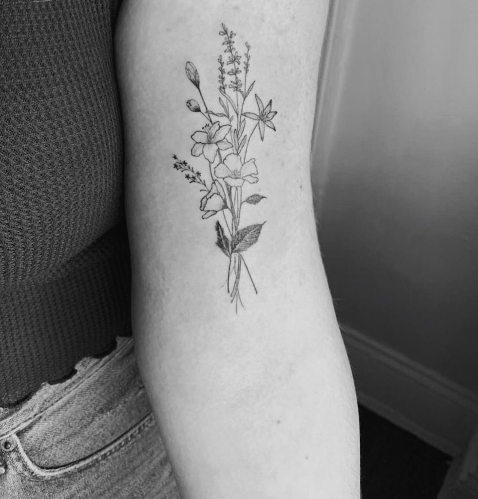 81 Flower Tattoos to Make Your Skin a Living Garden - DIY Morning