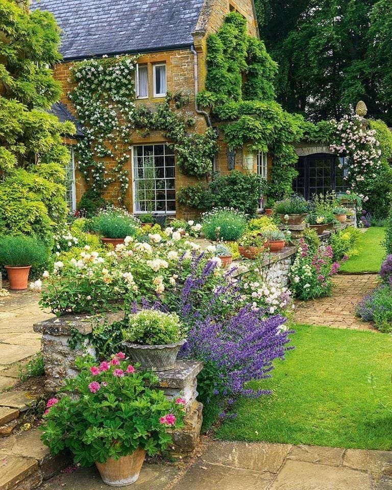 23 Cottage Style Garden Ideas 