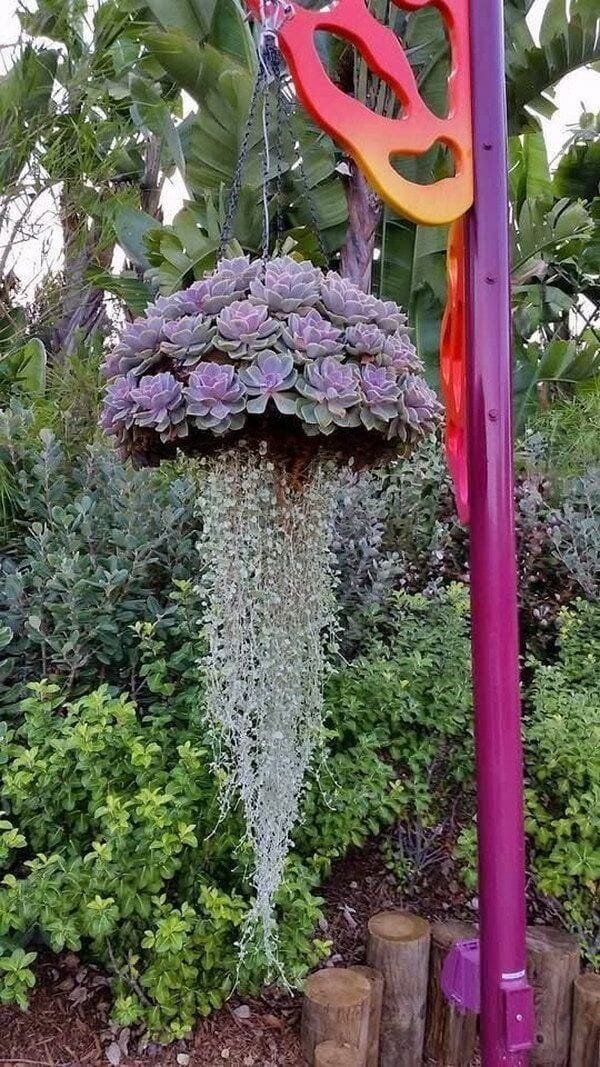 Best DIY outdoor hanging planter ideas and designs #32