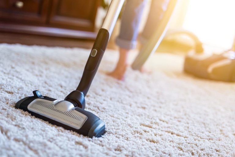 4 Best Equipment For Professional Carpet Cleaning Services