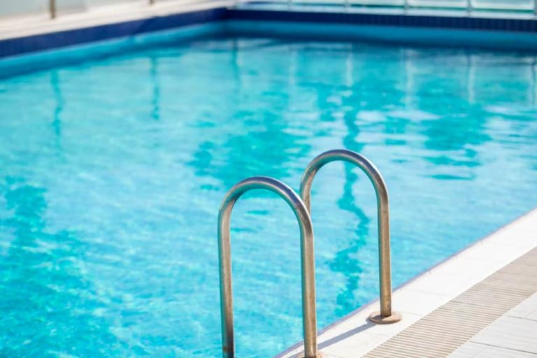 DIY Swimming Pool Cleaning: How To Do It Correctly